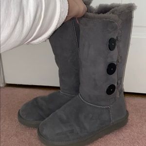 Ugg Bailey button boots